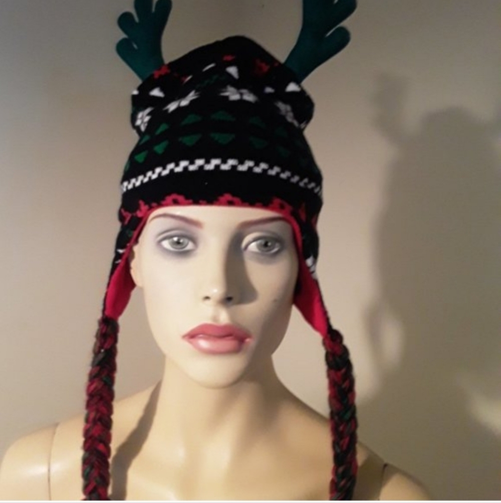 Festive Reindeer-Themed Earflap Beanie EUC